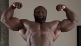 Bodybuilder Samson Dauda weegt een verbluffende 330 pond in voorbereiding voor 2022 Mr. Olympia