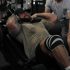 Tom en Luke Stoltman nemen zwemlessen van Ross Edgley